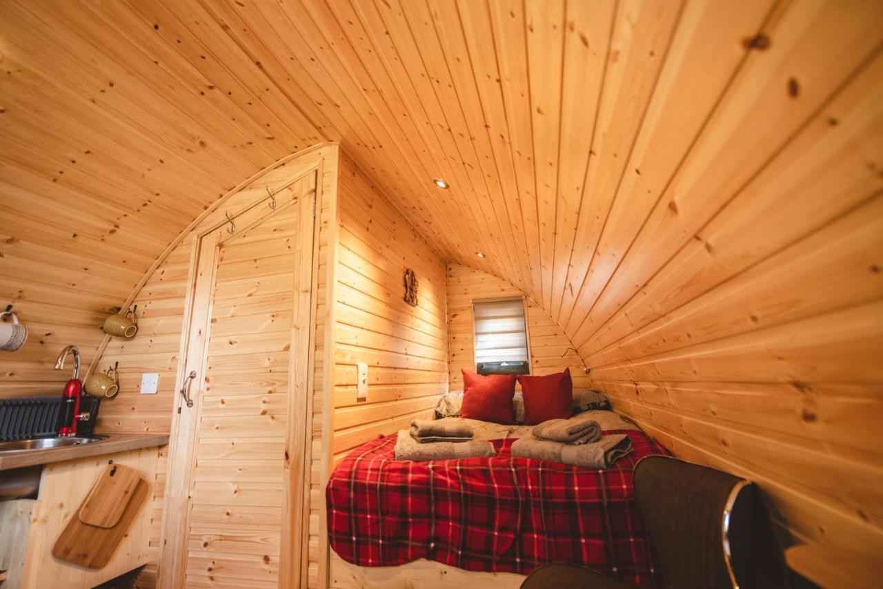 Highland & Transylvania Glamping Pods Roybridge Exteriér fotografie