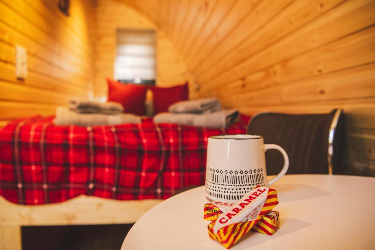 Highland & Transylvania Glamping Pods Roybridge Exteriér fotografie
