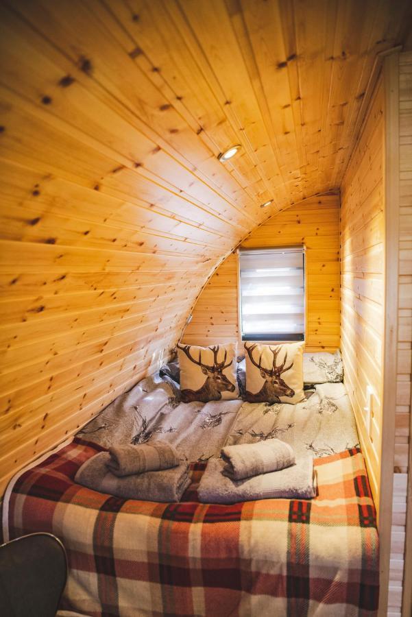 Highland & Transylvania Glamping Pods Roybridge Exteriér fotografie