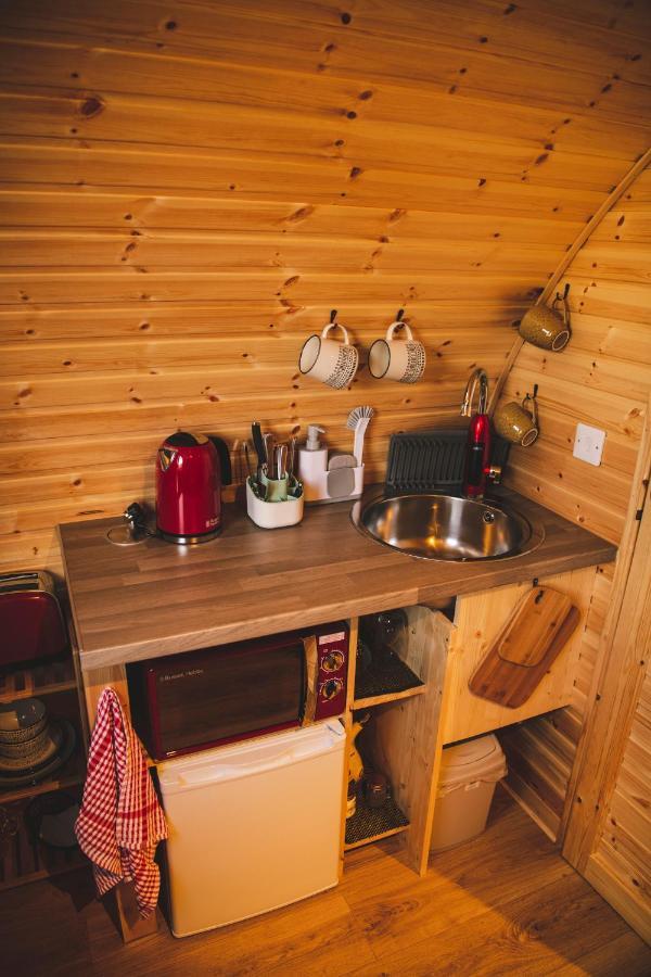 Highland & Transylvania Glamping Pods Roybridge Exteriér fotografie